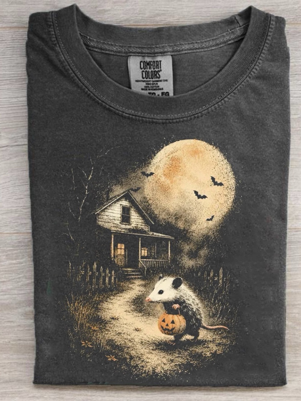 Comfort Colors Vintage Opossum Halloween Comfort Colors T-Shirt
